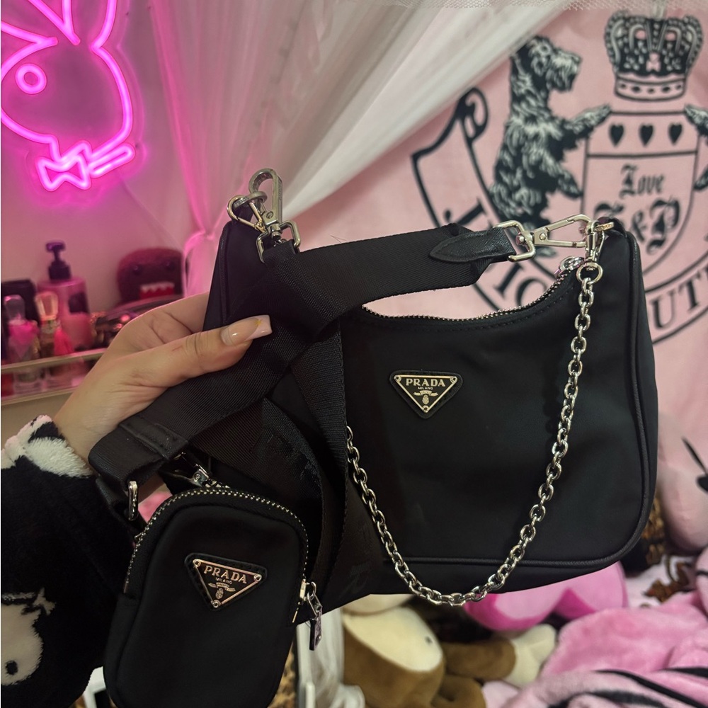 Black crossbody bag (read description)